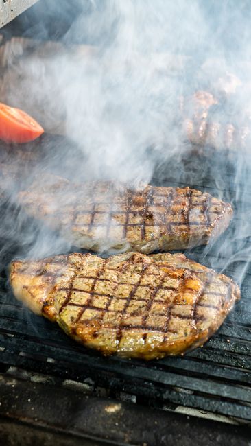 Ribeye / Sirloin Steak cooked in air fryer